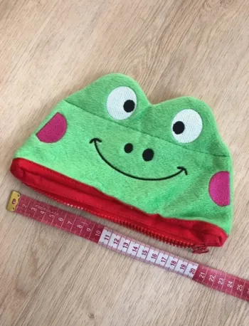 Trousse grenouille neuve