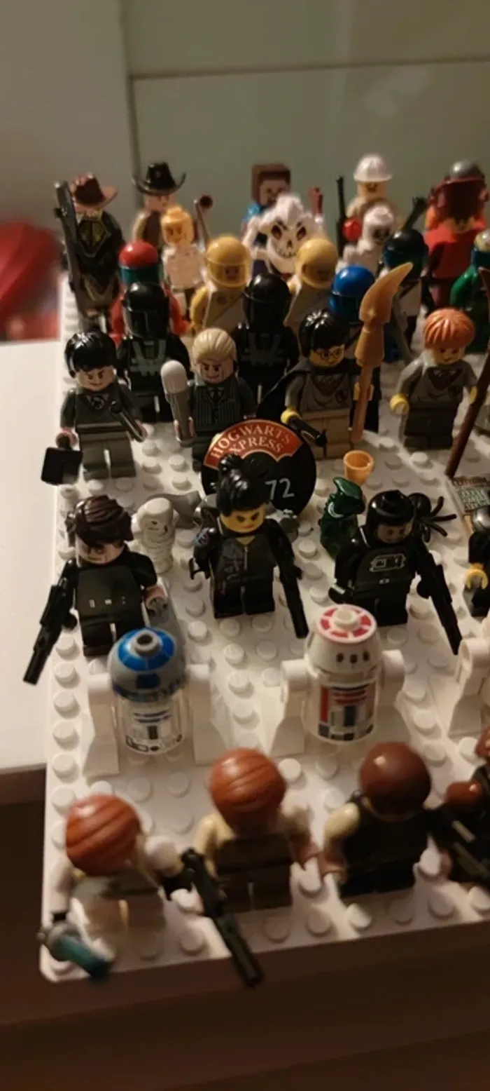 Gros lot de figurines lego star wars, Ninjago, Harry Potter, Minecraft, Technic, City - photo numéro 7