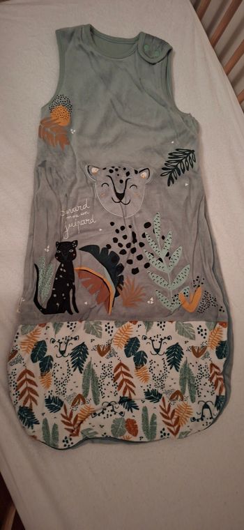 Gigoteuse Petit béguin 6/18 mois matière chaude et épaisse 