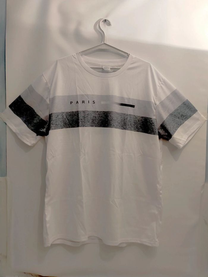 Joli t-shirt blanc XXL neuf