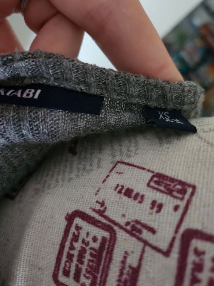 Robe courte grise  maille côtelée Kiabi Taille XS ou 34 - photo numéro 3