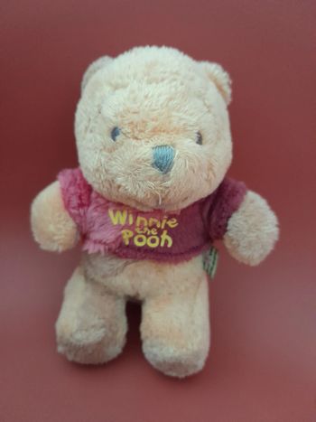 petite peluche Winnie l'ourson Nicotoy Disney