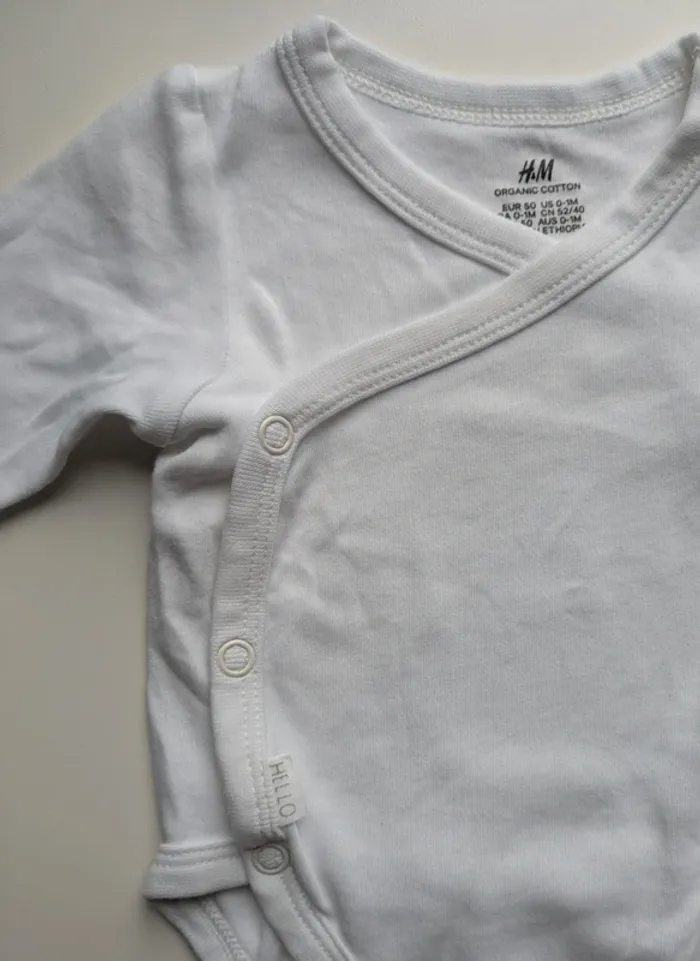 lot 3 bodies H&M TBE - photo numéro 2