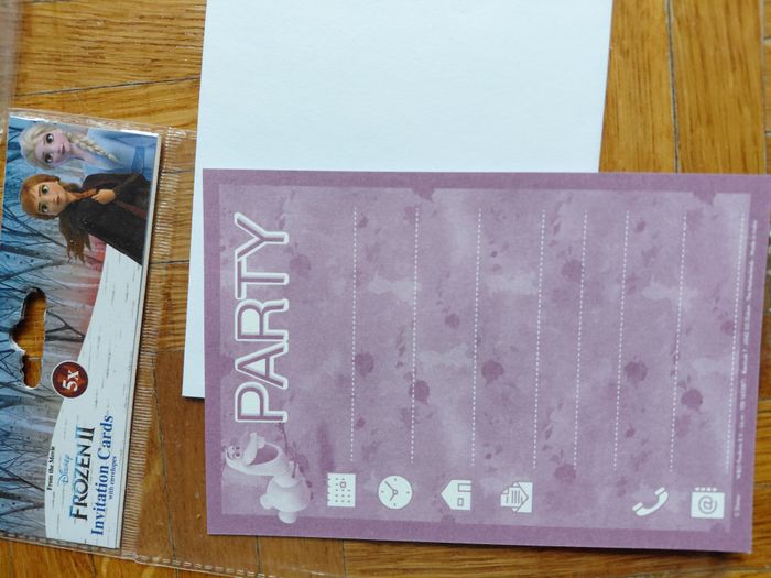 cartes invitation anniversaires princesses et reine des neiges - photo numéro 5