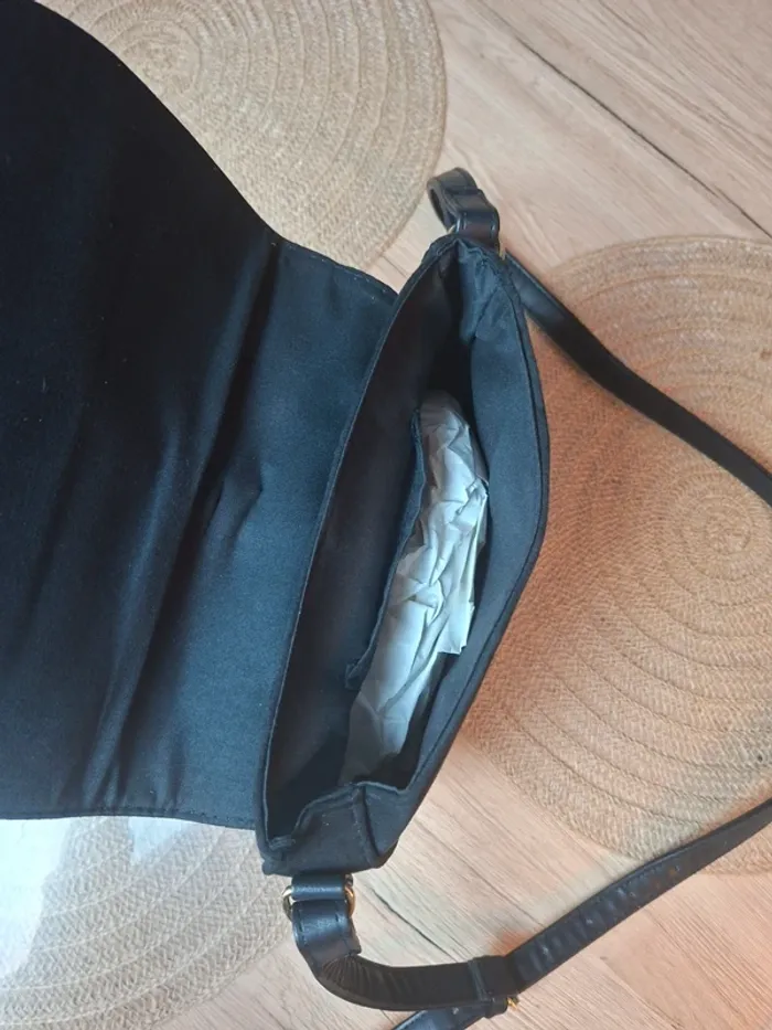 Sac bandoulière Manoukian noir – style chic et pratique - photo numéro 9