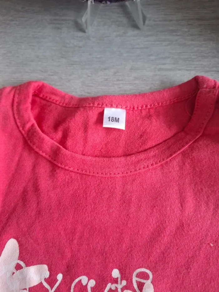 T-shirt a manche courte taille 18 mois - photo numéro 3