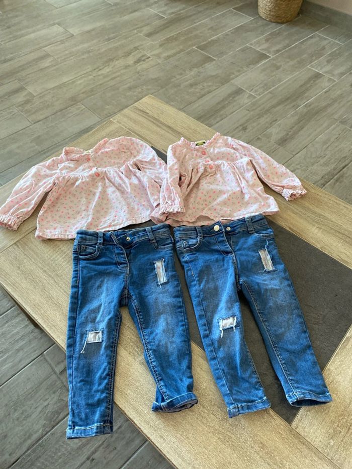 Lot de 2 ensembles jeans et blouses 12 mois tape à l’œil