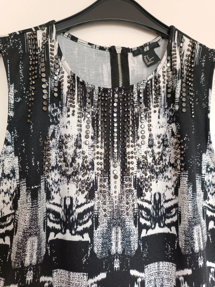 Robe moulante avec strass - H&M - taille S/M - neuve 🖤 - photo numéro 3