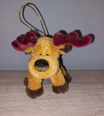 Petite peluche renne
