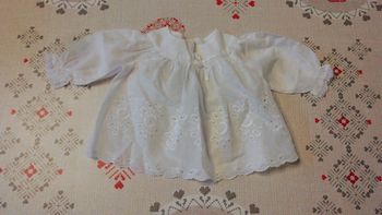 Blouse brodée 1 mois