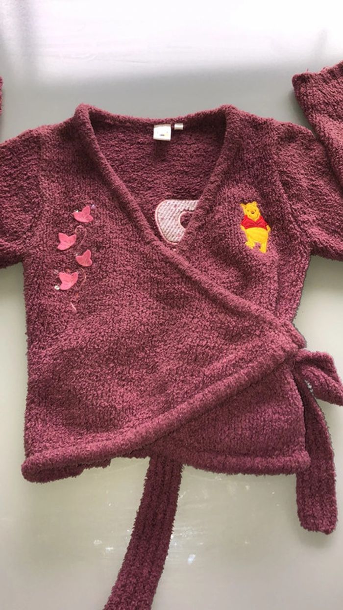 Gilet disney Winnie l’ourson🌺 taille 7 ans🌺 très bon état - photo numéro 3