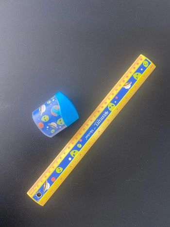 Lot taille crayon et règle