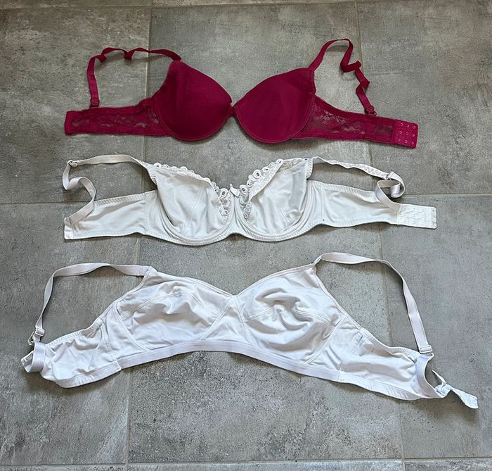 🔆 Lot de 3 soutiens gorge 110 D super confortables dont un Playtex - photo numéro 2