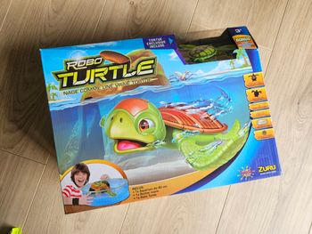 Aquarium robo turtle neuf
Jamais ouvert