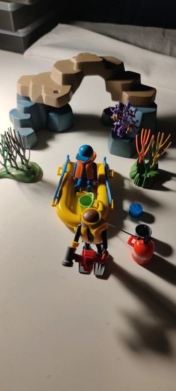 Lot playmobil plongeurs & barque & rochers