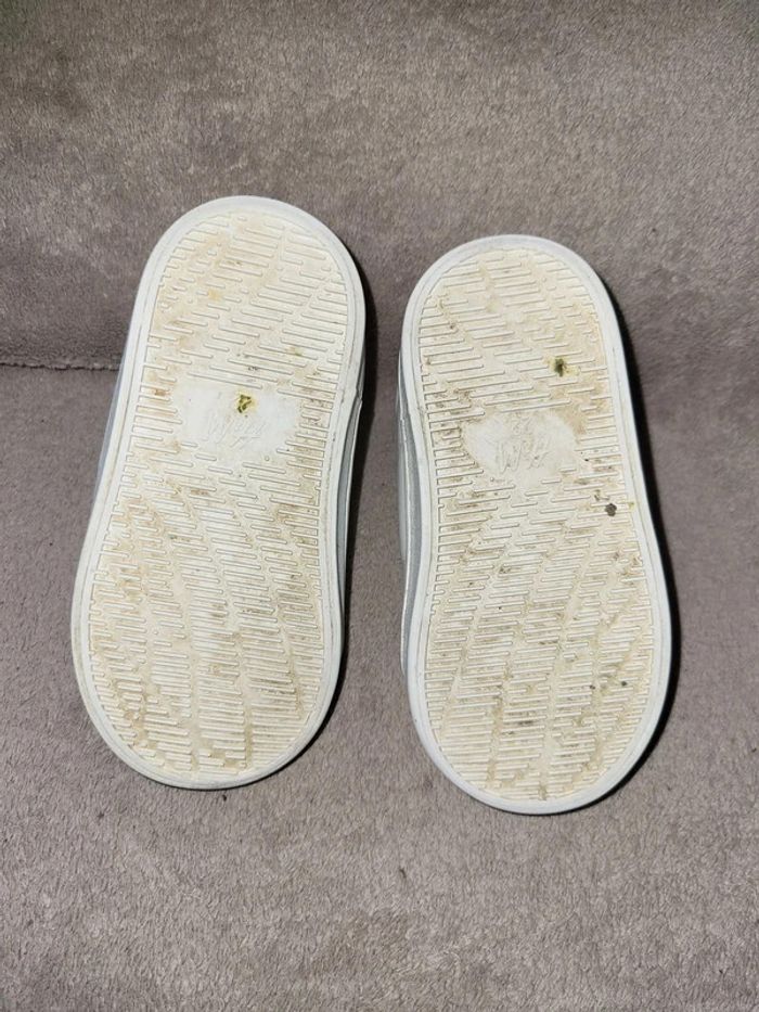 Chaussures bébé 22 - photo numéro 6