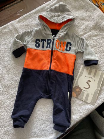 Combinaison sport 3 mois