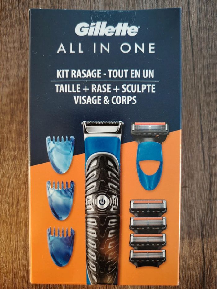 Kit rasage tout en un Gillette All in one neuf