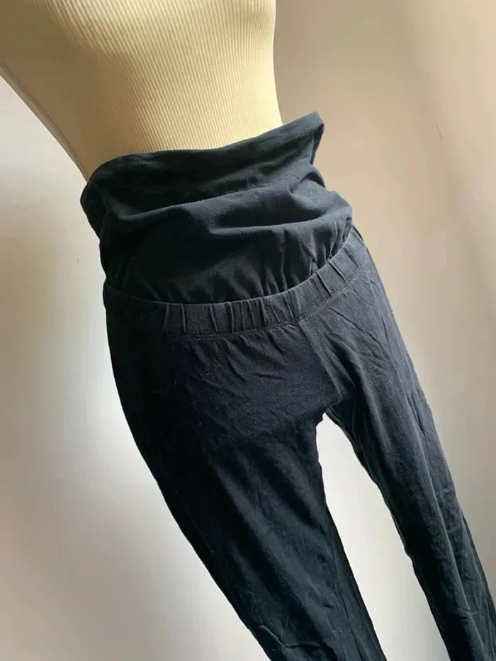 Leggings de maternité noir Kiabi – Taille 38/40 - photo numéro 2