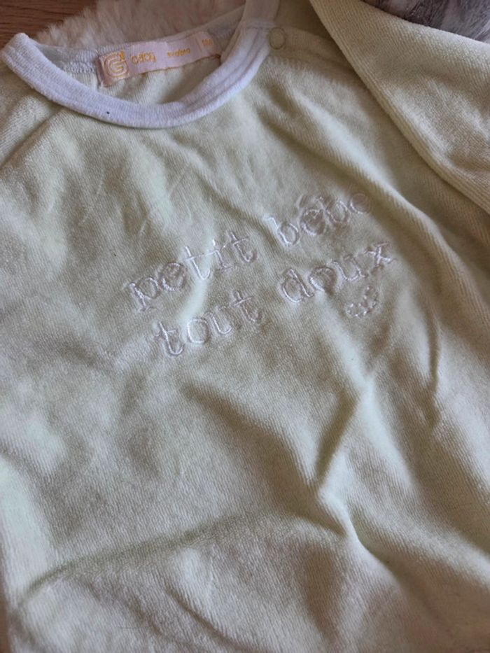 Pyjama 1 mois - photo numéro 2