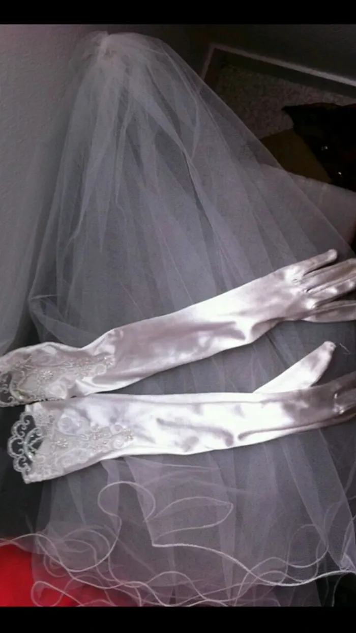 Robe de mariée - photo numéro 2