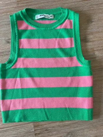 Débardeur rayé vert et rose