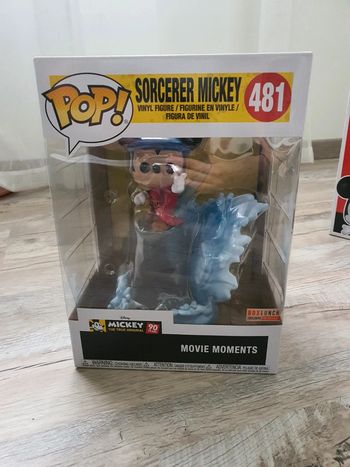 Funko pop movie moment sorcerer mickey #481
