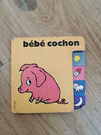 Livre cartonné Bébé cochon en bon état