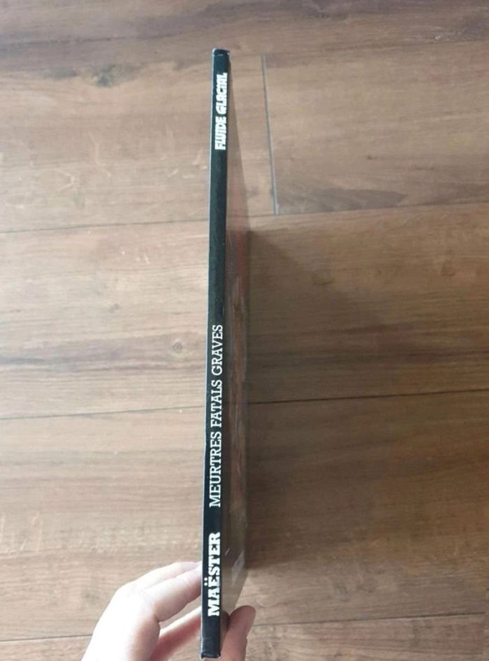 Bande dessinée Meurtres Fatals graves - photo numéro 3