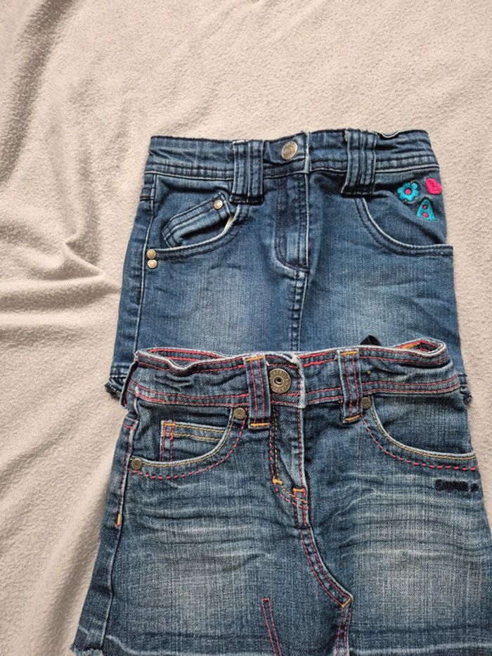 Lot jupes en jean 2 ans - photo numéro 2