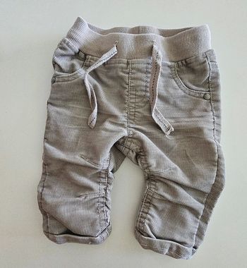 Pantalon neuf taille 3 mois