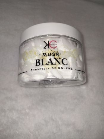 Chantilly de douche/ savon fouetté Musc blanc