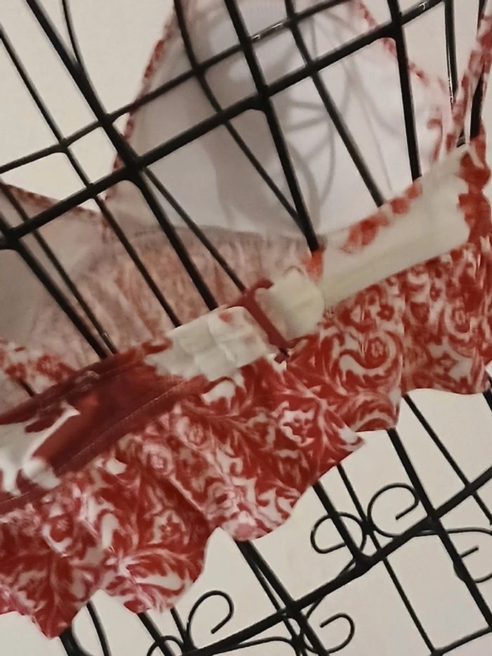 Haut de maillot de bain Neuf Taille 36 - photo numéro 3