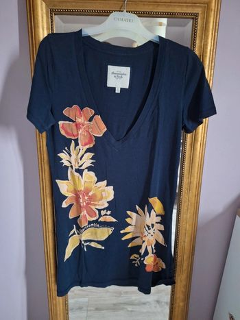 Tee shirt maxi col v Taille S abercrombie