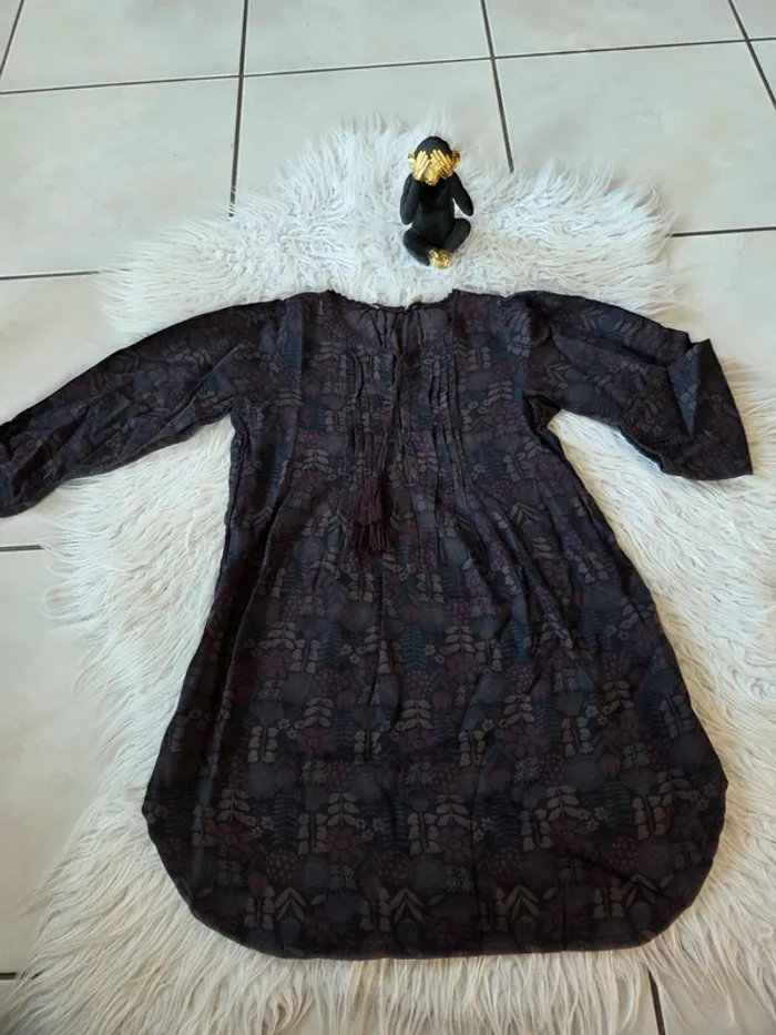 Robe légère ML fille T 4ans