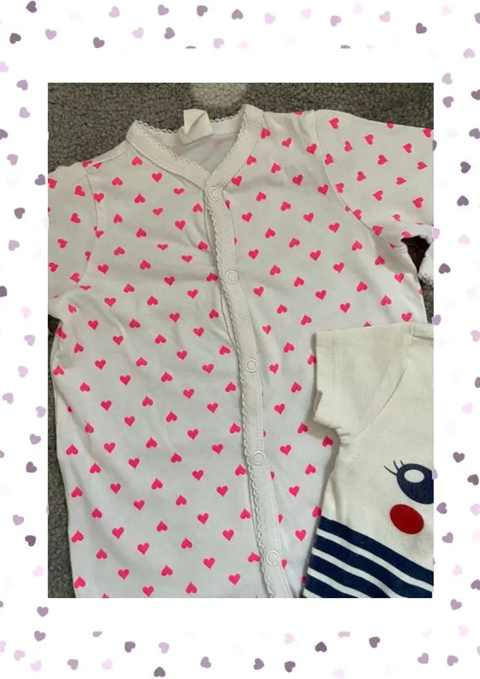 H&M Lot Pyjama Coeurs & Bodies Taille 6 mois/67 cm - photo numéro 2