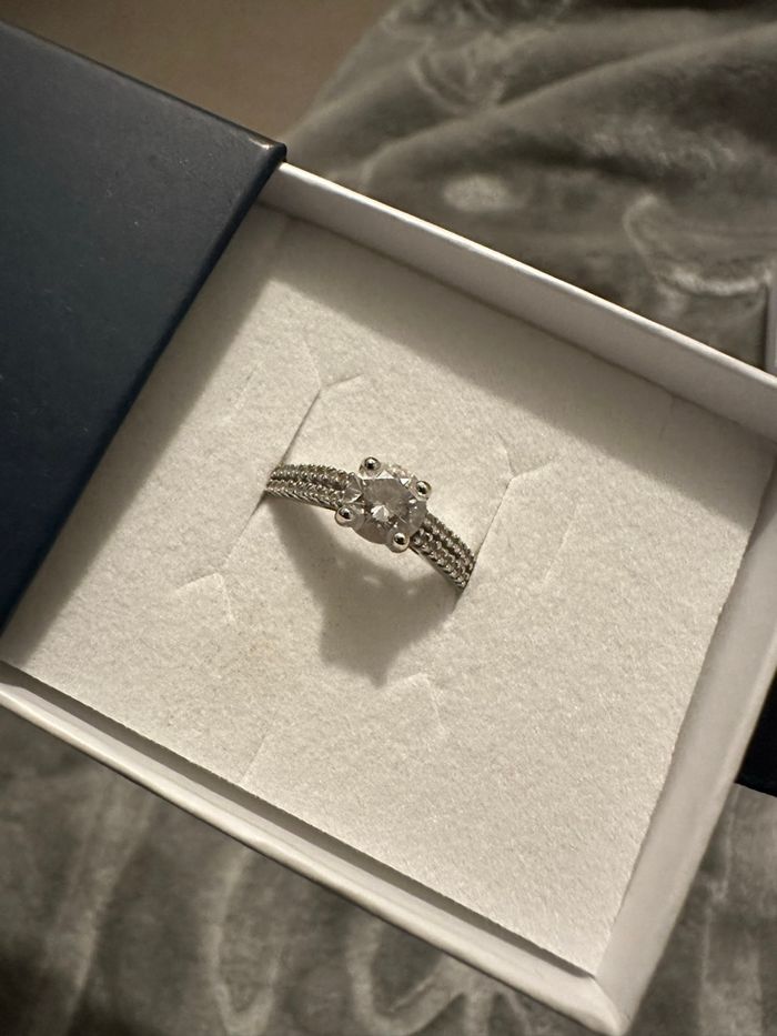 Bague or 375 MIL neuve taille 52