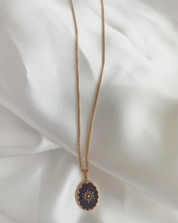 Collier avec pendentif en acier inoxydable réglable - photo numéro 2
