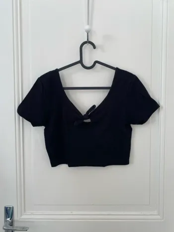 Crop top noir H&M