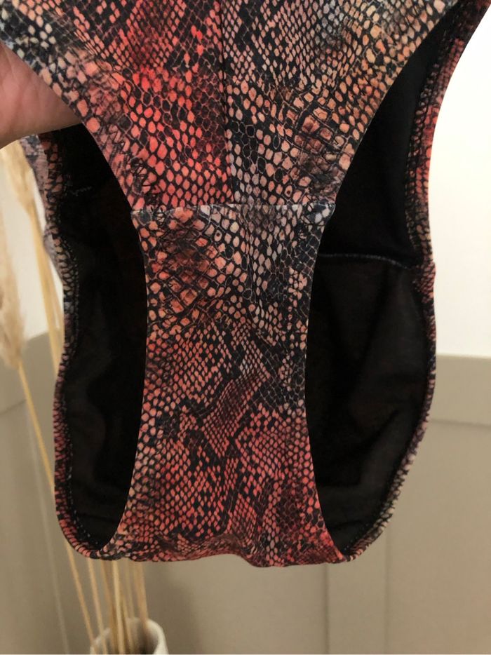 Maillot de bain 1 pièce motifs serpent 40 - photo numéro 4