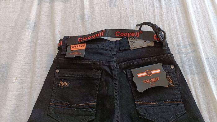 Jeans noir - photo numéro 4