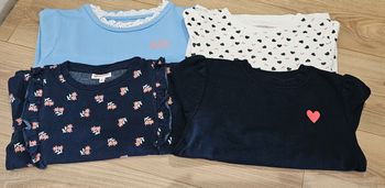 Lot de 4 pulls manches longues filles- Taille 6 ans