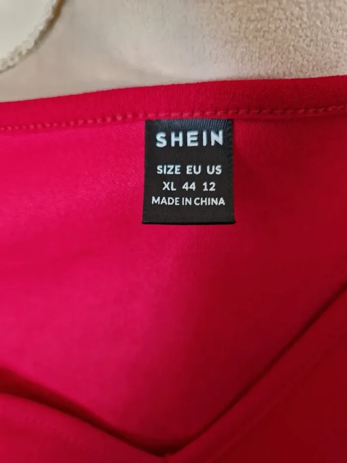Haut péplum rouge shein taille 44 - photo numéro 5