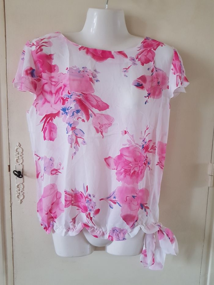 Top femme fluide à fleurs roses – Cami – Taille M