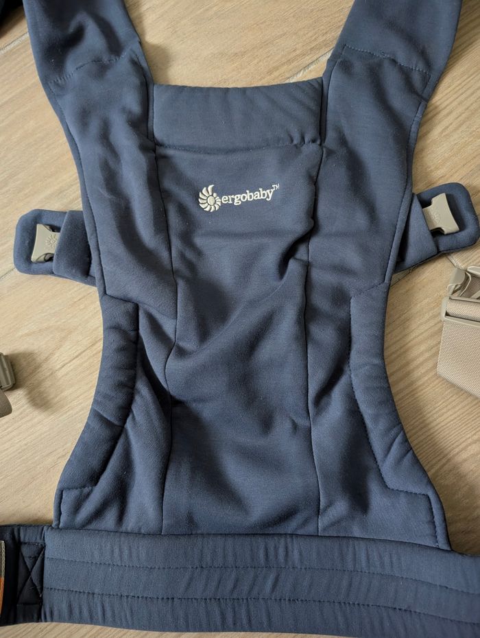 Porte-bébé Ergobaby Embrace - photo numéro 3