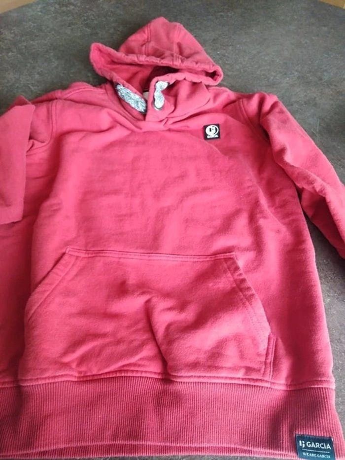 Sweat à capuche rouge Garcia