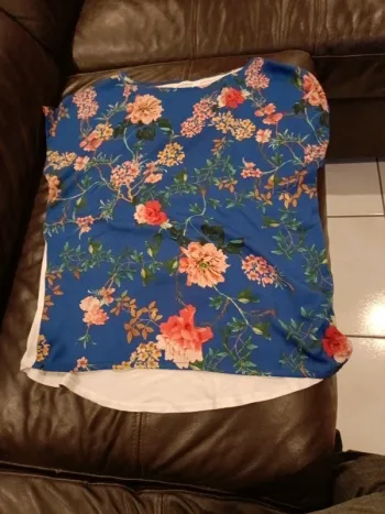 Haut Promod taille 38 fleur bleu