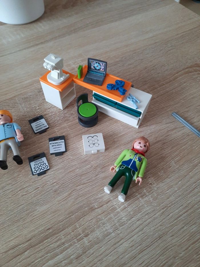 Ophtalmologue playmobil 70197 - photo numéro 3
