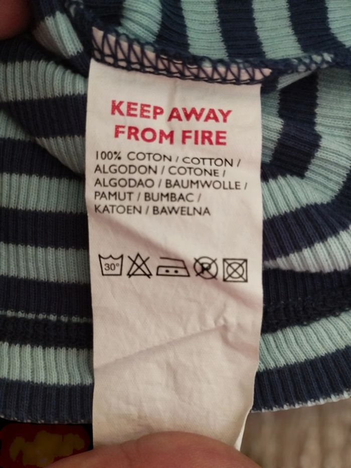 Tee shirt fille 4 ans Kiabi - photo numéro 3