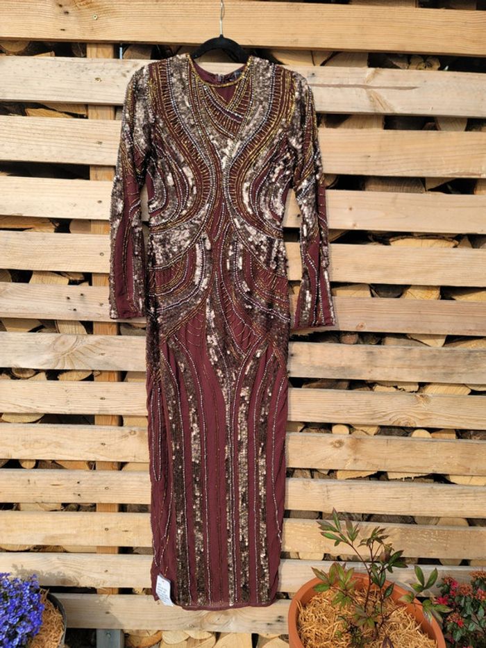 Robe Asos design - Robe droite longue entièrement ornementée à manches longues - Valeur 183€